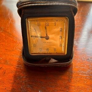 Vintage New Haven Travel Clock